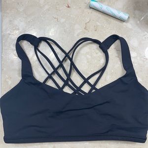 Lululemon free to be wild bra